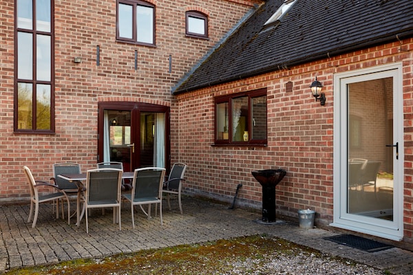 Ruim landhuis Meadow View in Ashbourne voor 14 personen - thumbnail 4