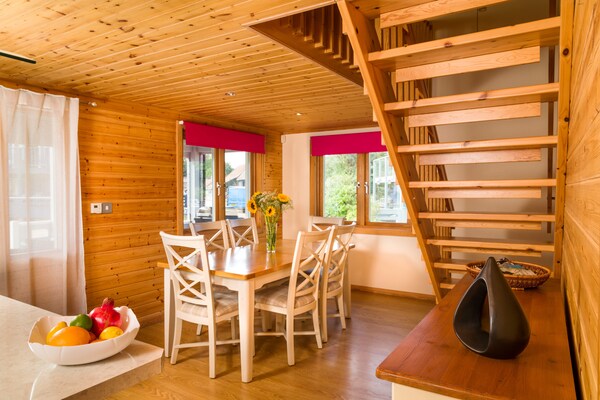 Puddleduck: Scandinavische lodge aan het meer in Fritton, Norfolk - thumbnail 2