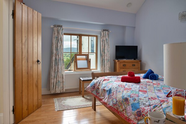 Buzzards View: luxe vakantiehuis met hot tub in Conwy Valley, Noord-Wales - thumbnail 4