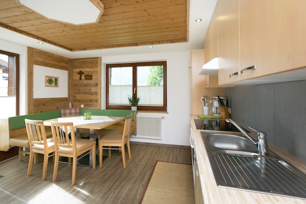 Centraal gelegen appartement Prantl in Längenfeld aan de piste - thumbnail 3