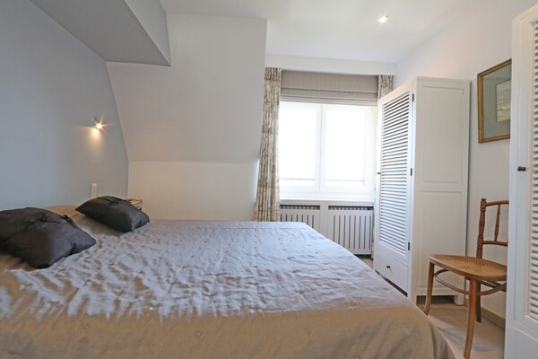 Licht appartement met 3 slaapkamers nabij Albertplein in Knokke-Heist - thumbnail 4