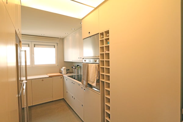 Panoramisch zeezicht appartement voor 7 in exclusief Het Zoute, Knokke - thumbnail 2