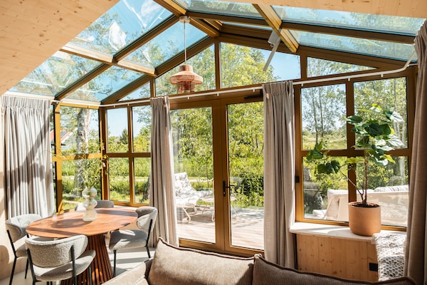 Groepsruimte met 4 greenhouses voor 16 personen in Friesland - thumbnail 6