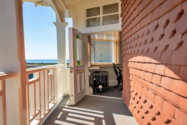 Knusse kamer met balkon op steenworp van Brighton Beach - thumbnail 3