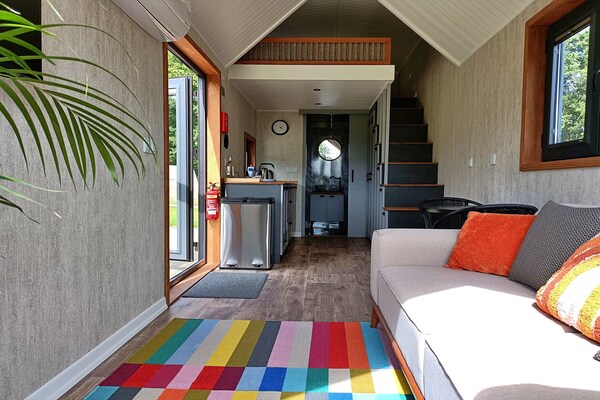 Tiny House in Bovey Tracey: knus verblijf voor 2 met hond, dichtbij Dartmoor - thumbnail 5
