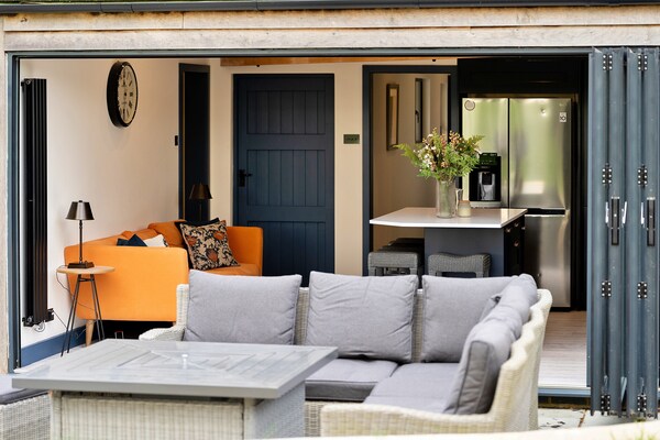 Gerenoveerde stalwoning met hot tub en weids uitzicht in de Cotswolds - thumbnail 5