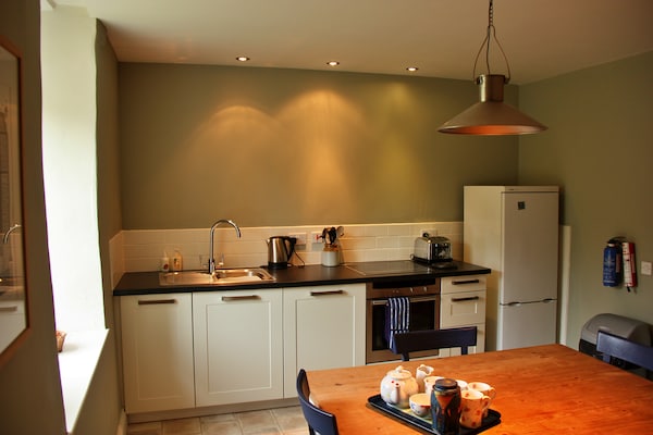 Ingleby Manor South Front: Elegant appartement voor 4 in Great Ayton - thumbnail 2