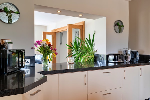 Stone Bow Farmhouse: Luxe boerderij voor 12 personen in Somerset - thumbnail 3