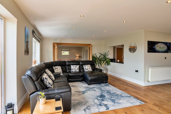 Stone Bow Farmhouse: Luxe boerderij voor 12 personen in Somerset - thumbnail 1