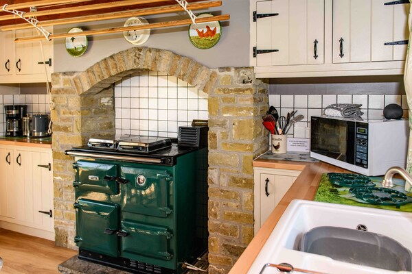 17e-eeuws Dales Stone Cottage met houtkachel in Hawes – 6 personen - thumbnail 3