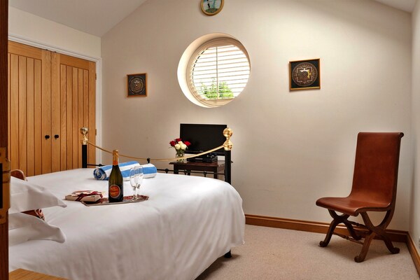 Stijlvol Loft Appartement met Zwembad in de Cotswolds, Kingham - thumbnail 4