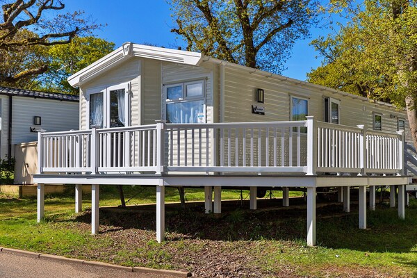Ruime stacaravan voor 6 op Isle of Wight, vlakbij strand en Cowes - thumbnail 4