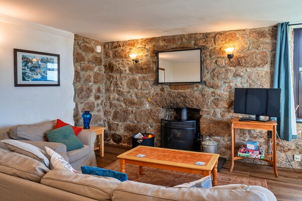 Klifvilla Bishop Rock: Uitzicht op zee in Sennen, Cornwall - thumbnail 6