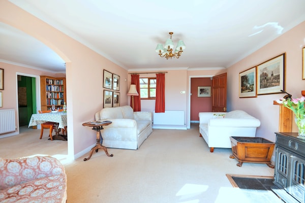Cwmfron House: Ruim vakantiehuis met panoramisch uitzicht in Midden-Wales - thumbnail 2