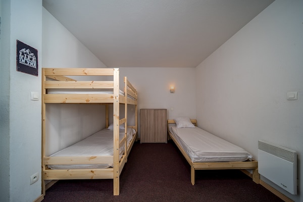 4-persoons appartement aan de piste in Allos · 32 m² - thumbnail 5