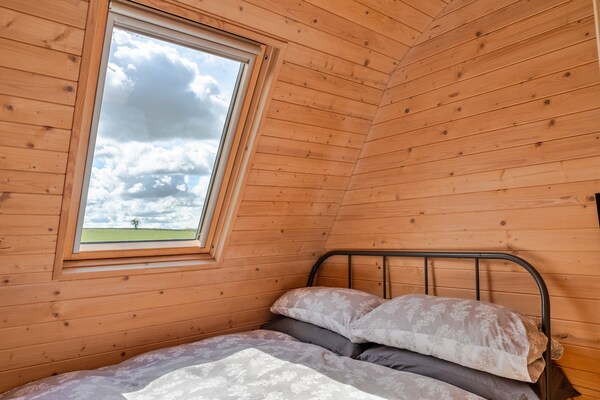 Glamping pods in Camerton: uniek verblijf met uitzicht op de vallei - thumbnail 4