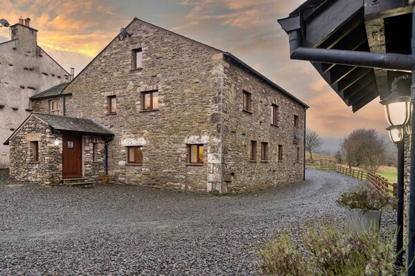 Ruim landhuis voor 10 personen in het Lake District met sauna en stoombad - thumbnail 1