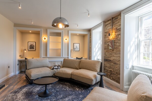 Luxe groepsverblijf ARC Padstow: 12 suites, tuinkamers & hottub vlakbij strand - thumbnail 2