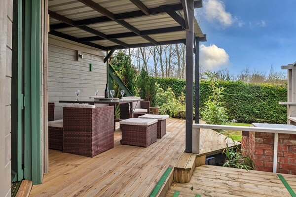 Romantisch landhuis met privé-bubbelbad en open haard in Shropshire - thumbnail 2