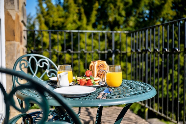 Luxe appartement in Thirsk met zwembad, tuin en uitzicht op Yorkshire - thumbnail 5