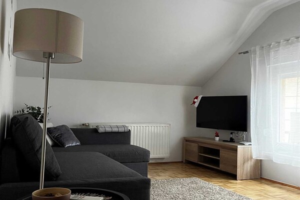 Stijlvol appartement voor 4 personen in het hart van Zagreb - thumbnail 2
