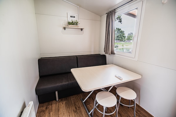 Moderne stacaravan met uitzicht op het meer in Catez ob Savi · 3 pers. - thumbnail 6