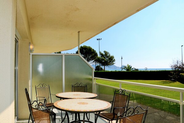 Centraal gelegen appartement aan het strand in Estartit - thumbnail 6