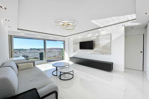 Modern appartement voor 2 personen in Mandelieu-la-Napoule - thumbnail 5