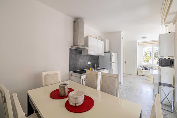 Licht appartement op steenworp van de Croisette in Cannes voor 6 personen - thumbnail 6
