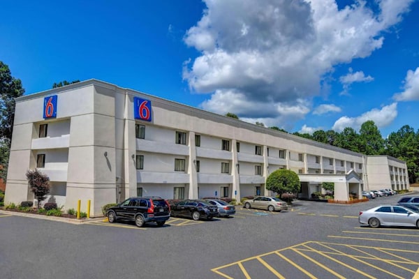 2 Full Beds  Non-smoking - Duluth, GA