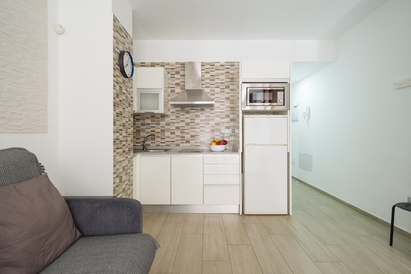 Knus appartement direct aan Las Canteras met oceaanzicht - thumbnail 2