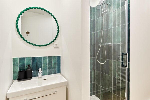 Elegant appartement in hartje Parijs, tussen Marais en Montorgueil - thumbnail 4