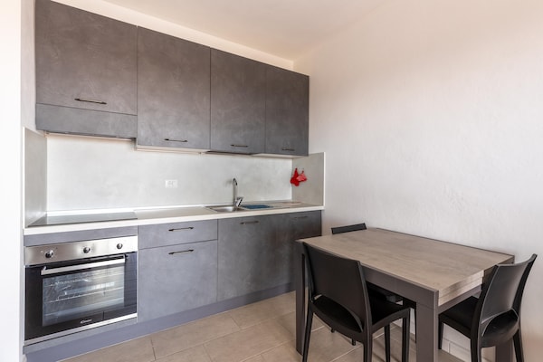 Modern appartement met zeezicht en zwembad in Castelsardo · 6 pers. - thumbnail 4