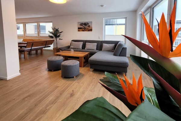 Stijlvol appartement direct aan de skipiste in Winterberg met sauna - thumbnail 1