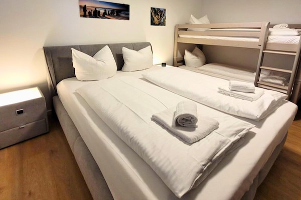 Stijlvol appartement direct aan de skipiste in Winterberg met sauna - thumbnail 4