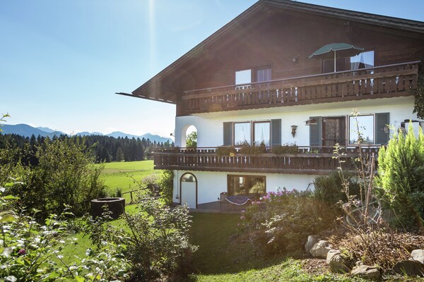 Knusse boerderijwoning bij Steingaden, vlakbij meer en bos in de Beierse Alpen - thumbnail 1
