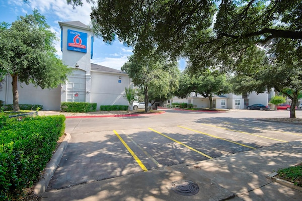 1 Queen Bed Ada/tub Non-smoking - Austin, TX