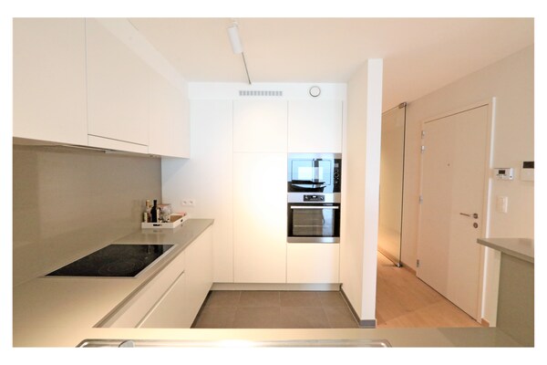 6-persoons appartement met zeezicht in Knokke-Heist (4) - thumbnail 2