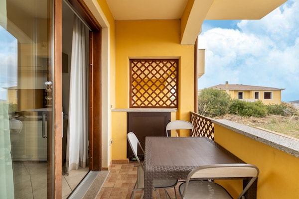 Panoramisch appartement bij de zee in Castelsardo, Sardinië - thumbnail 2
