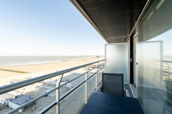 Appartement met panoramisch zeezicht op de 6e verdieping in Blankenberge - thumbnail 3