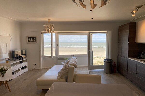 Studio met panoramisch zeezicht en frontale ligging aan de kust van Nieuwpoort-Bad - thumbnail 6