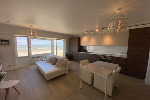 Studio met panoramisch zeezicht en frontale ligging aan de kust van Nieuwpoort-Bad - thumbnail 2