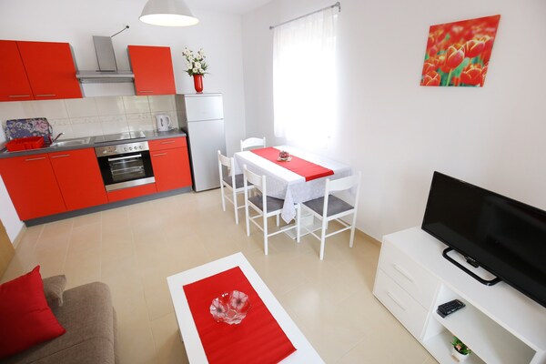 Comfort Studio met Terras in Sukosan, 200m van Zee - thumbnail 6