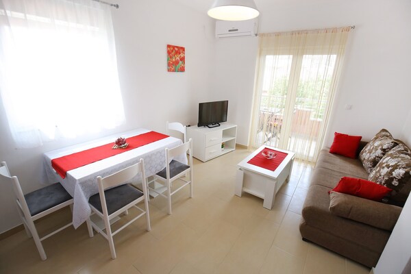 Comfort Studio met Terras in Sukosan, 200m van Zee - thumbnail 4