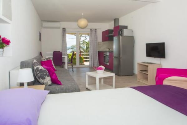 Aan zee: Comfortabel appartement in Podgora voor 3 personen - thumbnail 2