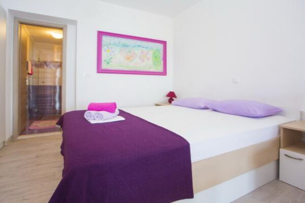 Aan zee: Comfortabel appartement in Podgora voor 3 personen - thumbnail 3