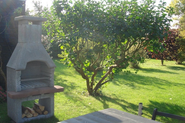 Modern vakantiehuis met tuin, 10 minuten lopen van strand Ouddorp - thumbnail 2