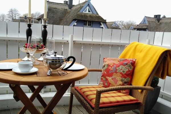 Romantisch appartement met privé-wellness in rietgedekt huis te Zingst - thumbnail 5
