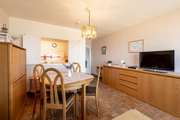 Continental F6: sfeervol appartement aan zee met panoramisch uitzicht in Blankenberge - thumbnail 4