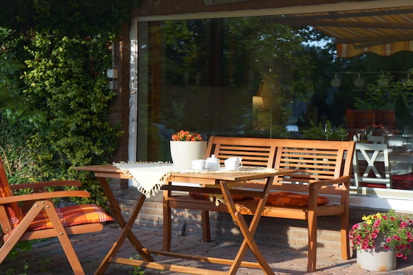Knus appartement aan het water in Lankau met eigen terras - thumbnail 2